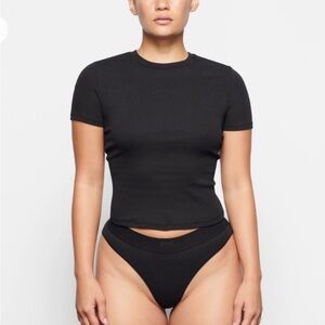 SKIMS Cotton Rib T-Shirt‎ Soot NWT size M 0815